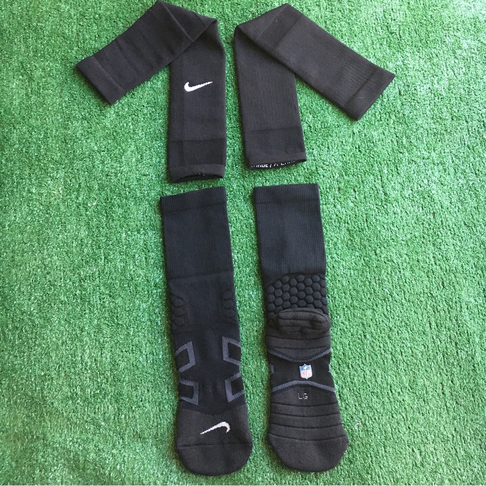 NEW NFL NIKE LARGE CREW SOCK WITH L/XL SLEEVE COMB BLACKOUT